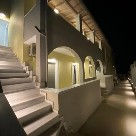 Ririka Homes Апартаменты Petriti (Corfu)