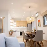 Ririka Homes شقة Petrití