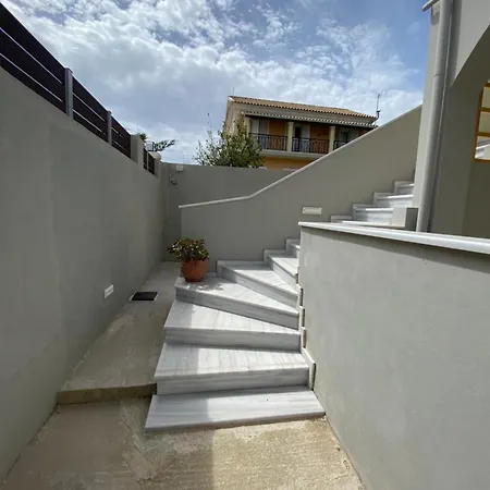 Ririka Homes Lejlighed