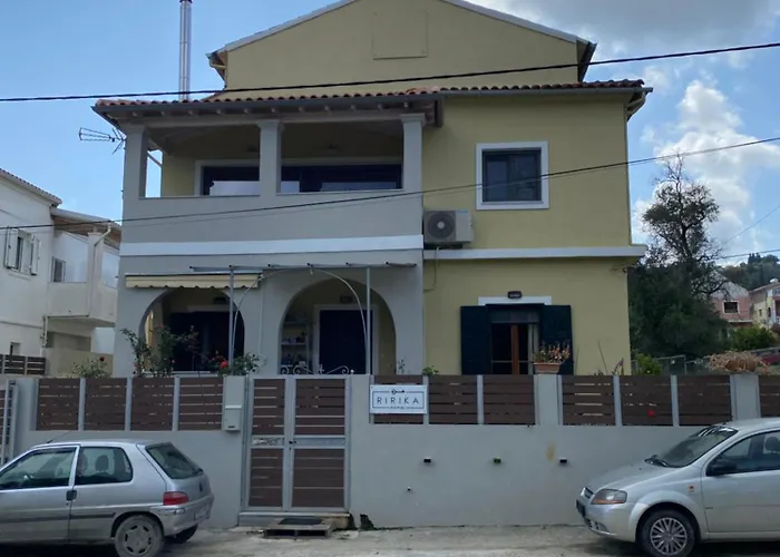 Ririka Homes Lägenhet Petrití