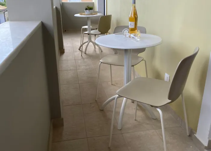 Ririka Homes Lägenhet *