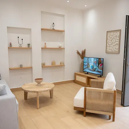 Ririka Homes Apartament Petrití