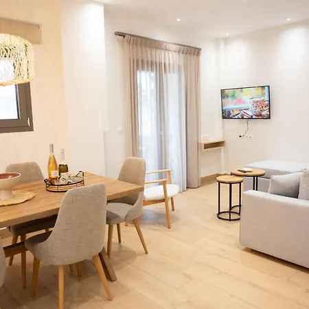 Ririka Homes Apartman Petrití