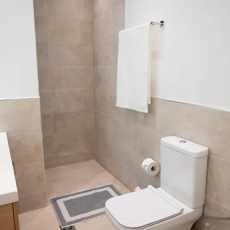 Ririka Homes Appartement *